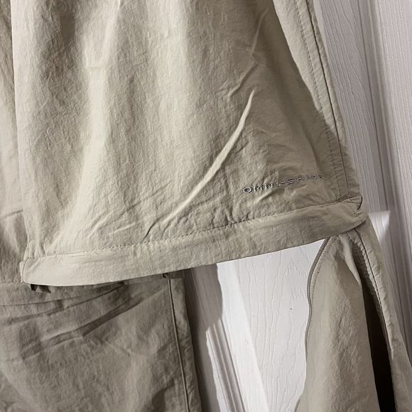 Columbia PFG Men's Khaki Cargo Convertible Hiking Pants To Shorts Size XLx32L - Picture 3 of 5